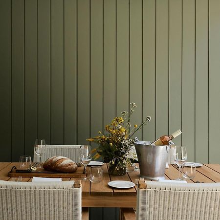 Bells At Killcare Boutique Hotel, Restaurant & Spa (Adults Only) ภายนอก รูปภาพ